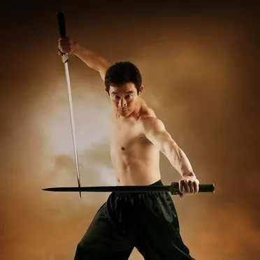 イエン・イエンロン（閆彦龍）