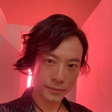 チェン・ジージエン（陳志健）