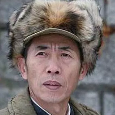 リー・イェンション（李燕生）