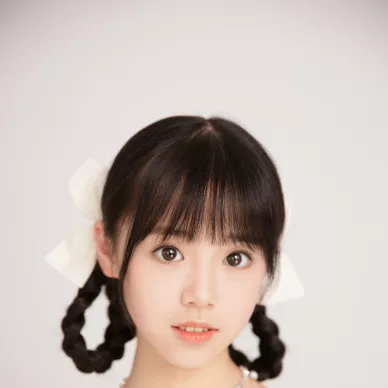 ユー・ウェイニー（於薇妮）