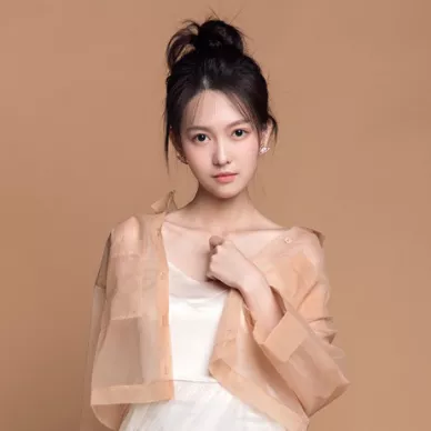 ルー・ティンユー（陸婷玉）