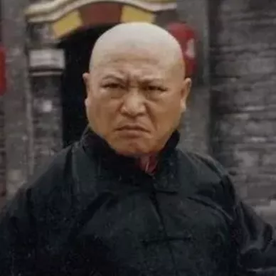 リー・ジョンホワ（李中华）