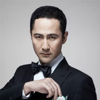 ジャン・ハオユエ（張皓越）