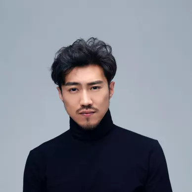 リー・ジーヨン（李智勇）