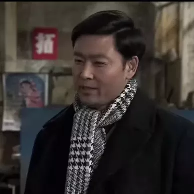 リー・ジャーイー（李佳藝）