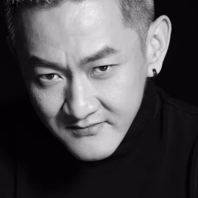 ヤン・チャオラン（楊超然）