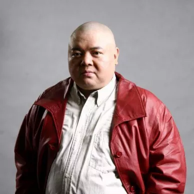 シエ・ニン（謝寧）