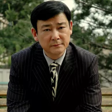 ハー・チャン（贺镪）