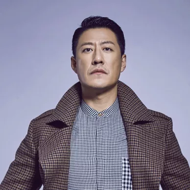 ユー・ジェン（于震）