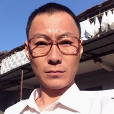 ジャン・イエ（張野）