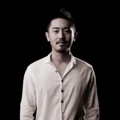 シュー・ジエン（徐剣）
