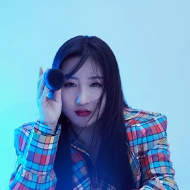 ハンマー・ナリサ（錘娜麗莎）